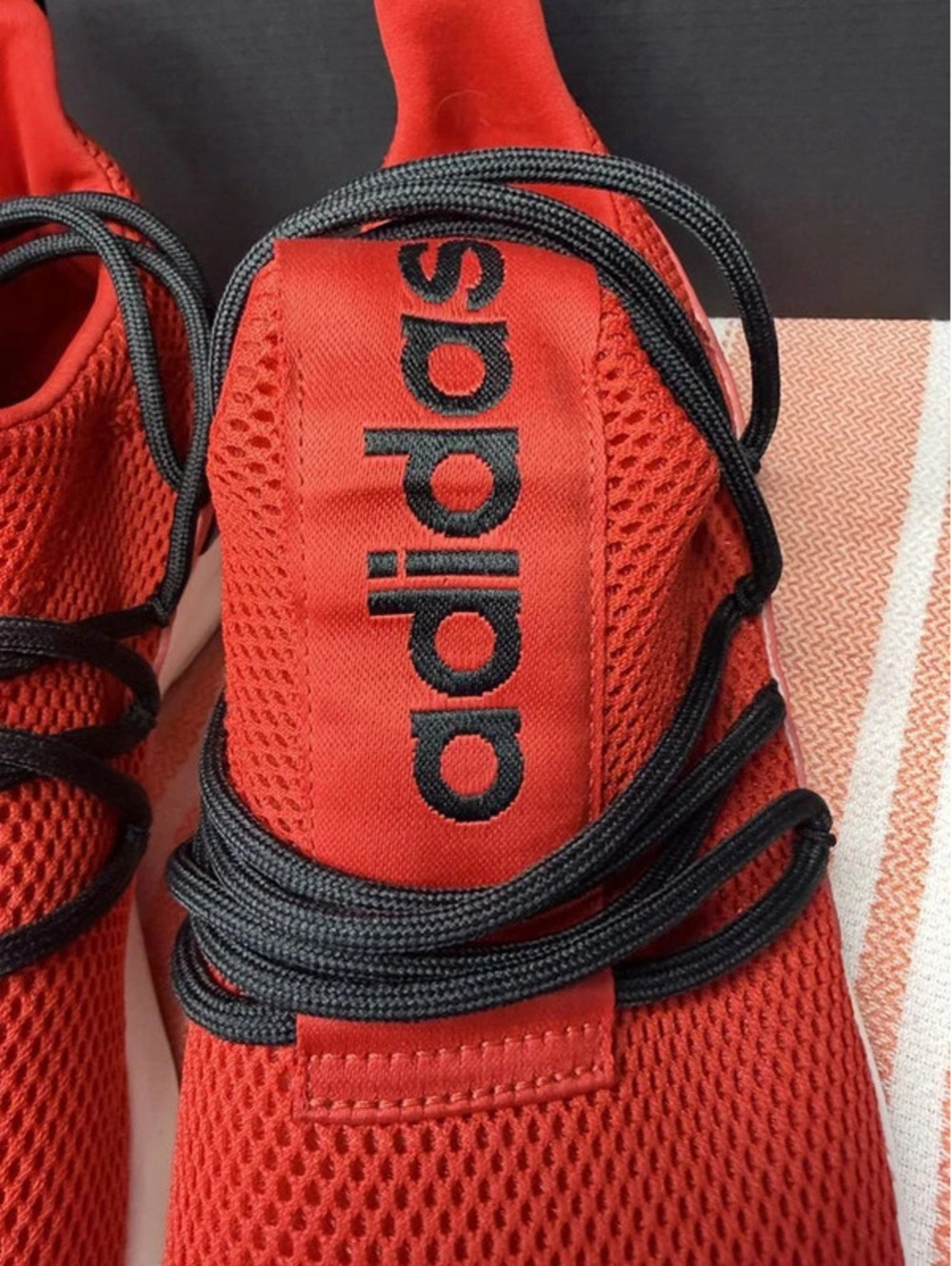 #849 Adidas Cloud foam Comfort Red Black Sneakers - Men's Size 12 - Picture 2 of 8